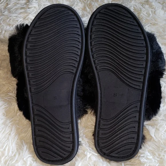 Slippers Faux Fluffy Fur Criss Cross Brand New - Picture 4 of 8